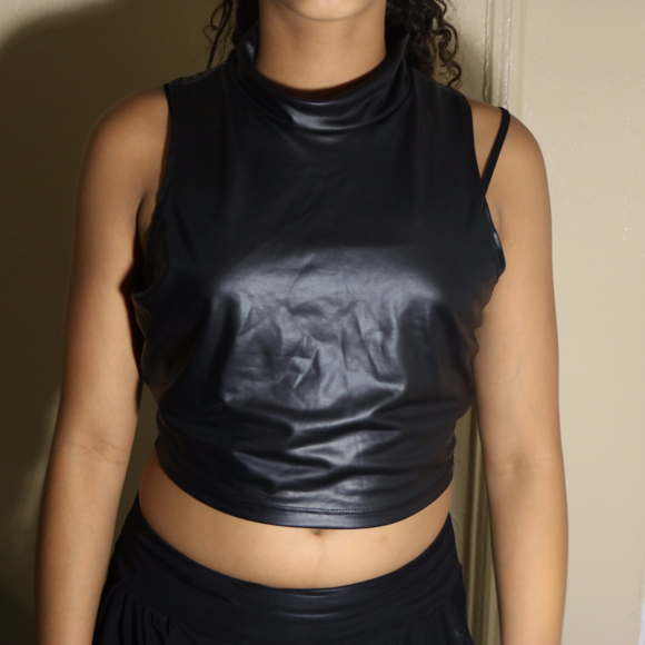 TURTLENECK FAUX LEATHER CROP TOP - Picture 1 of 5