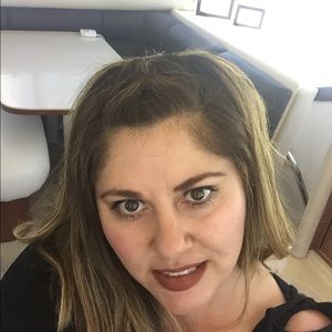 Meet your Posher, Veronica