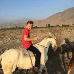 Meet your Posher, Charles