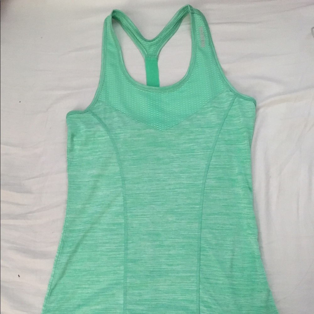 ❌SOLD❌Reebok workout tank