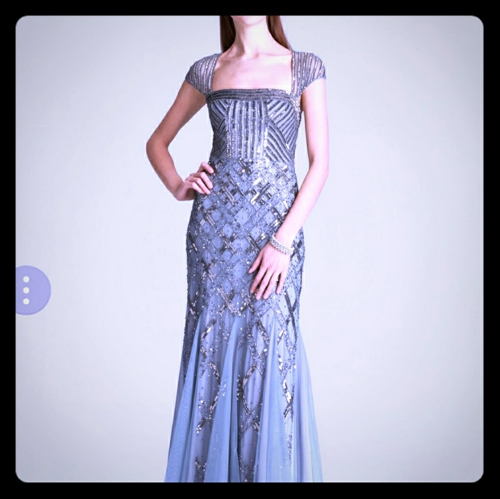 Adrianna Papell Embellished Cap Gown Blue/grey