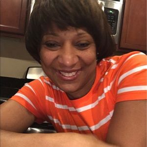 Meet your Posher, Regina