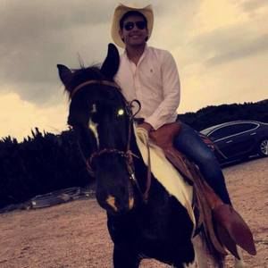 Meet your Posher, Mark