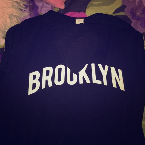 Rue21 "Brooklyn" t-shirt - Picture 1 of 2