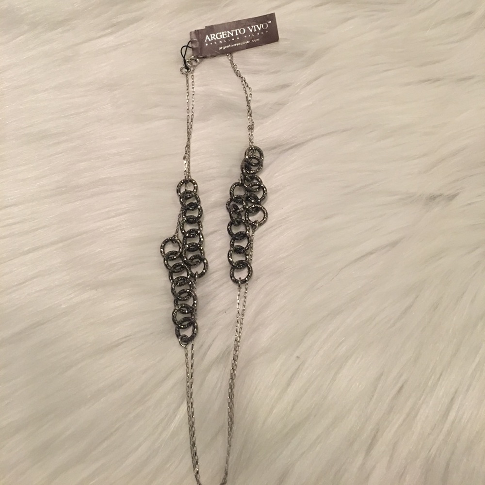 Argento vivo necklace