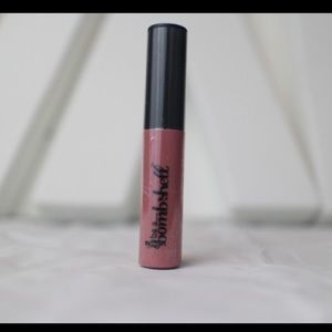 Be A Bombshell Secret Pout Potion Lip Liquid
