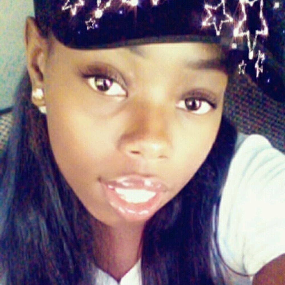 Meet your Posher, Zykeia