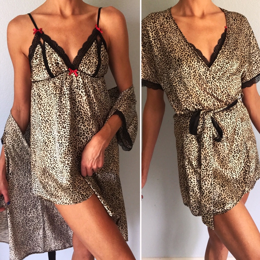 Silk robe w/ slip and panty leopard print small