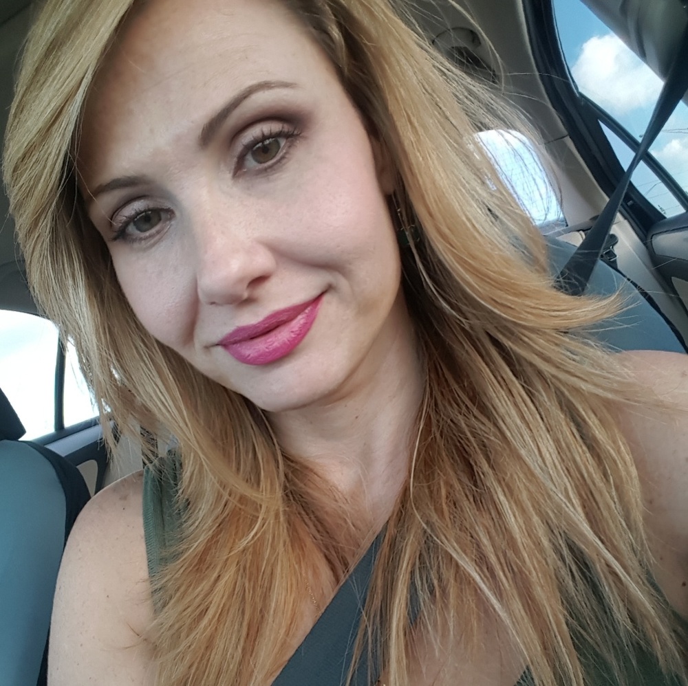 Meet your Posher, Jennie