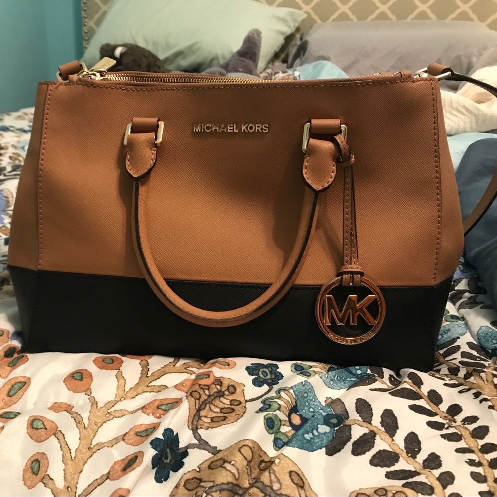 Not For Sale! Michael Kors Sutton