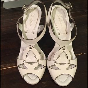 Cute COLE HAAN pumps for summer