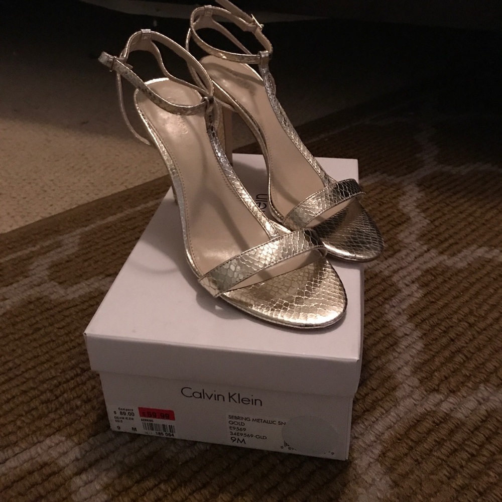 Calvin Klein gold heels!!