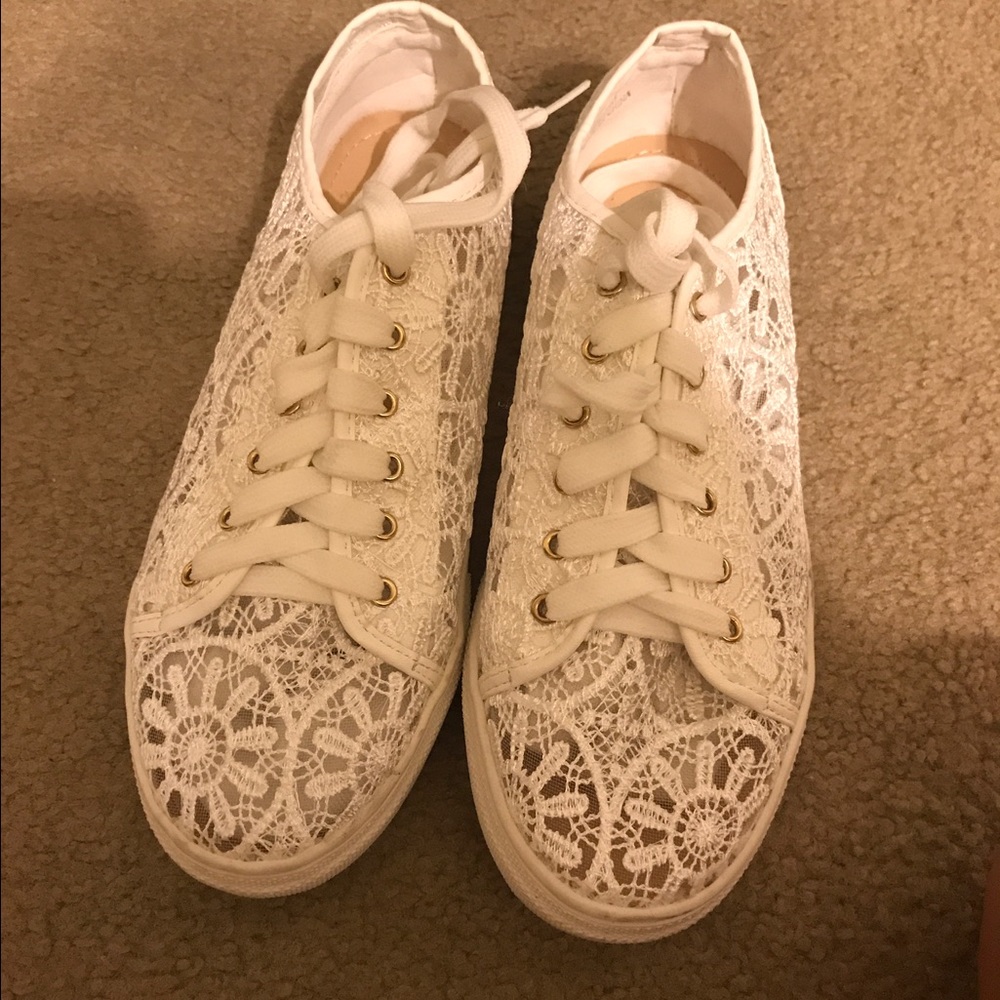 Lace wedding shoes-size 8