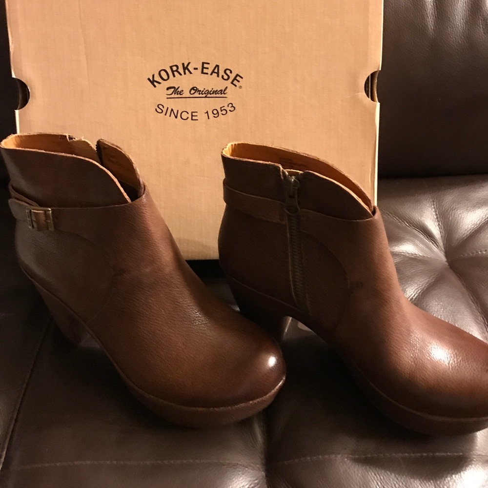 Kork-Ease leather bootie. Brand new never worn.