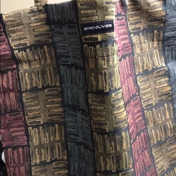 Purses - Picture 2 of 4