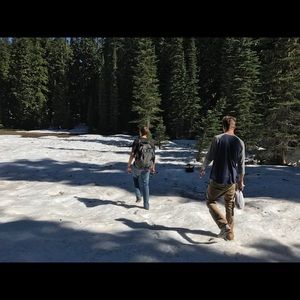 Meet your Posher, Levi