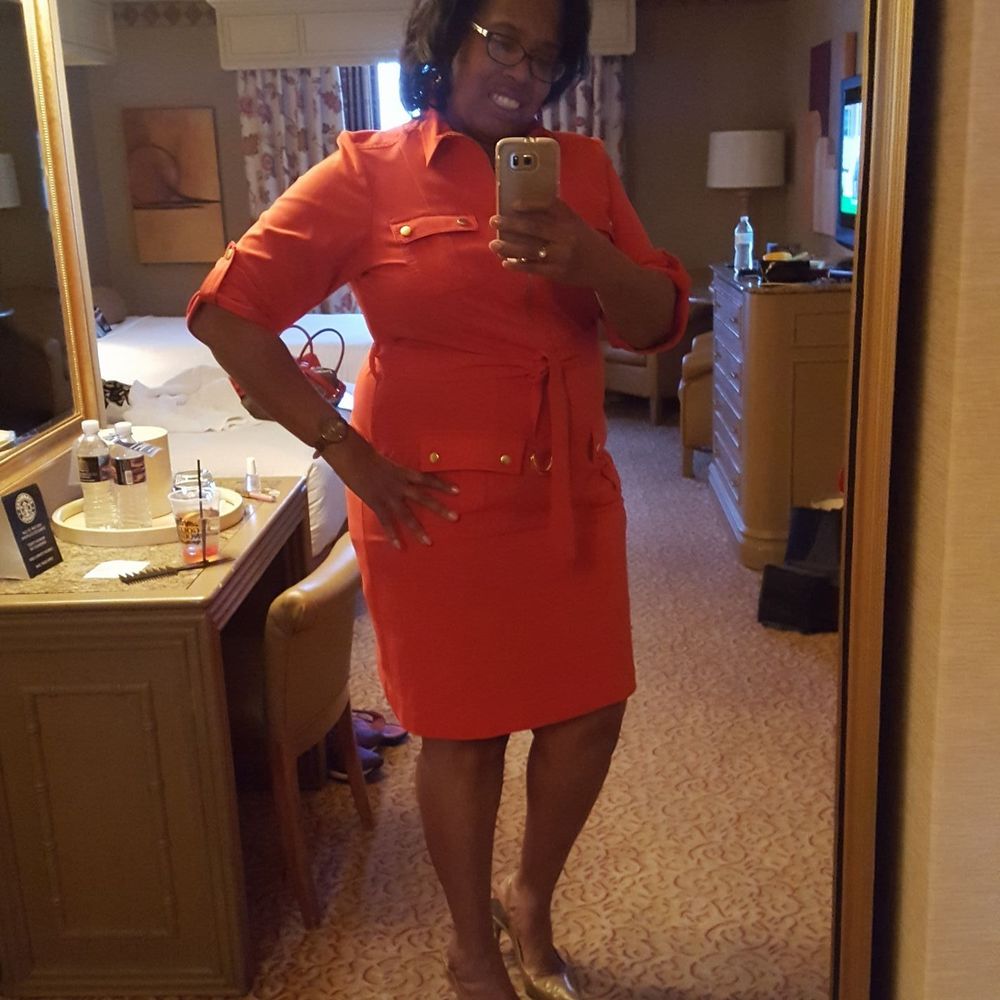 Meet your Posher, Glo