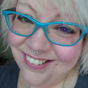 Meet your Posher, Heidi