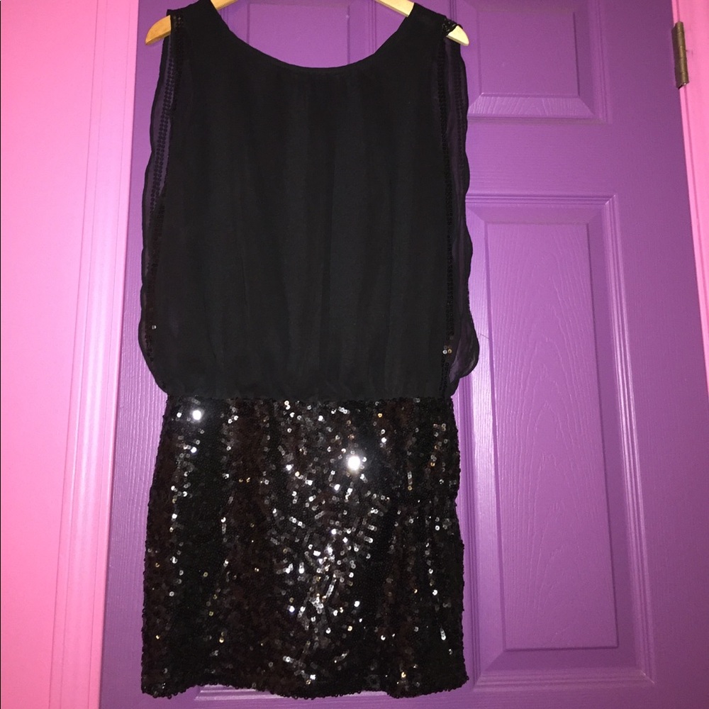 NWT Sequin party dress