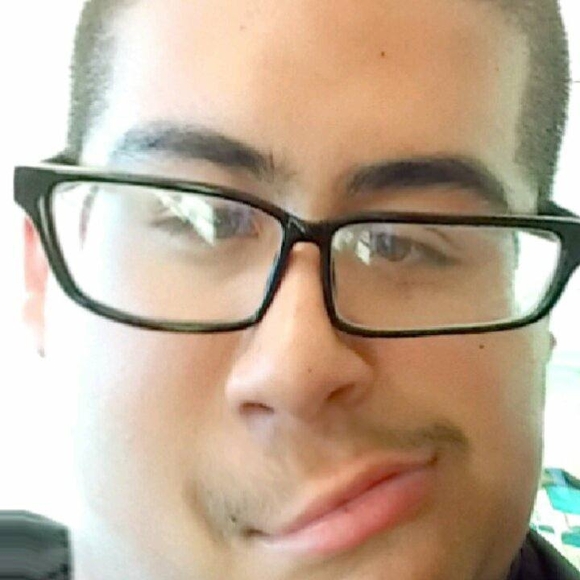 Meet your Posher, Jose - Picture 1 of 1