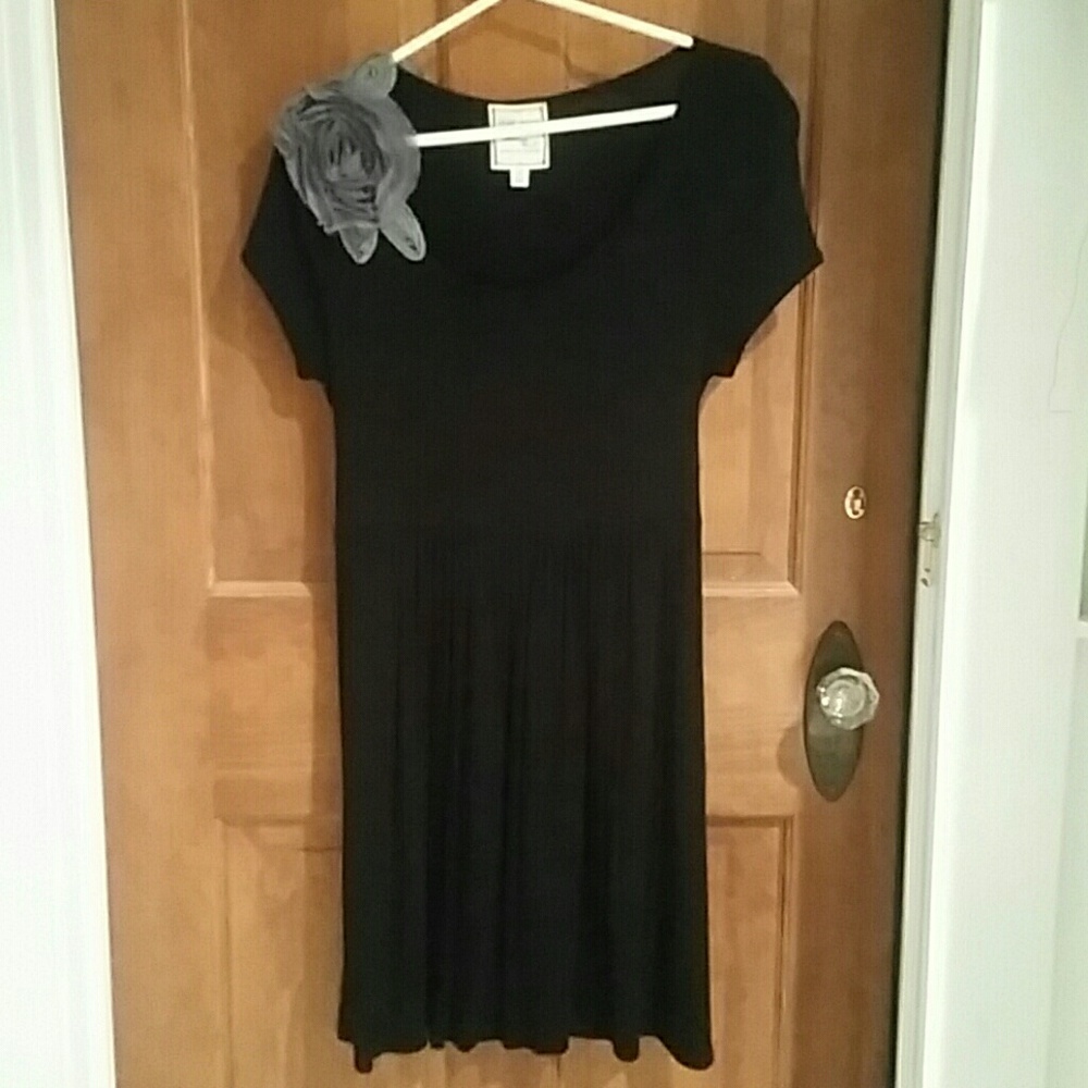 Gray Flower Accent Dress