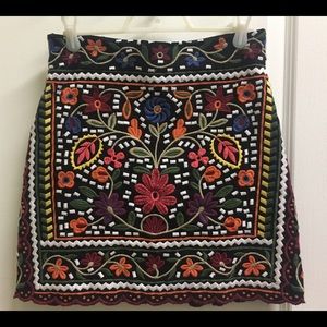 Zara Woman Embroidered MiniSkirt