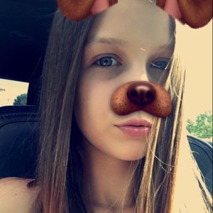 Meet your Posher, Lizzie