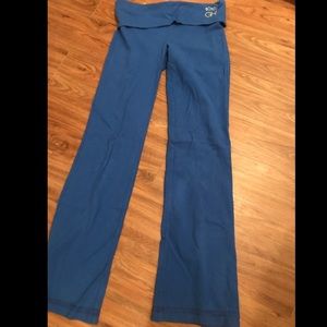 Gilly Hicks Blue Yoga Pants Size M