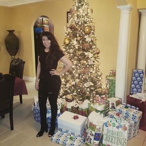 Meet your Posher, Tracee