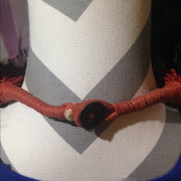 Gorgeous red beaded necklace ! - Picture 3 of 3