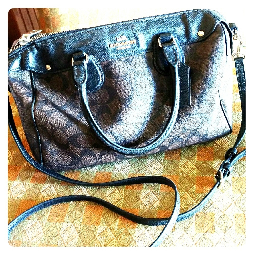 Authentic coach purse