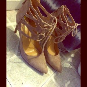 Nine West nude heels