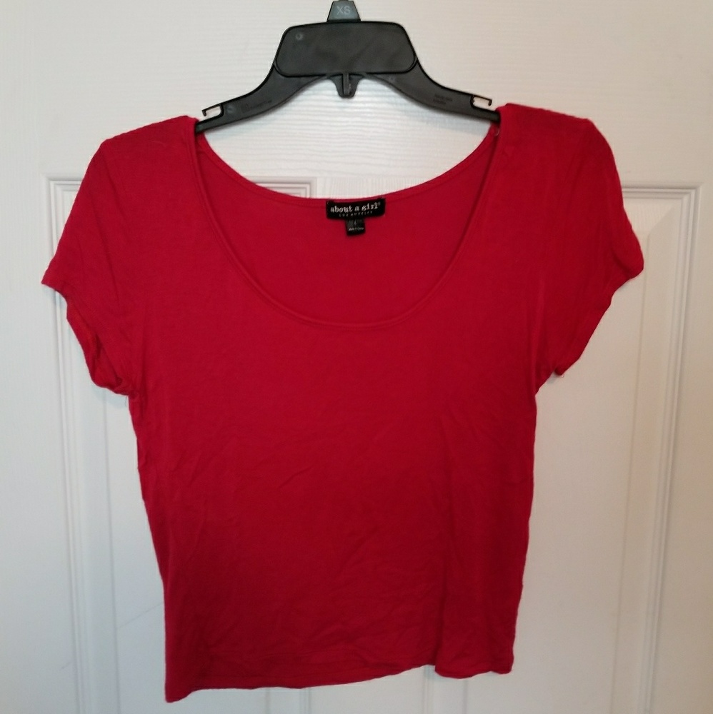 Red crop top