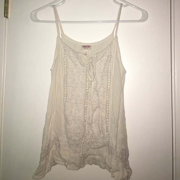 Beige lacey tank top - Picture 1 of 3