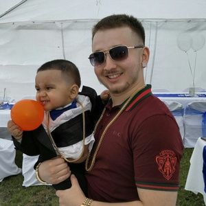 Meet your Posher, Zach