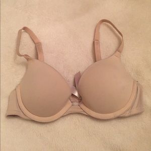 PINK Victoria's Secret Wear Everywhere Push-up Bra