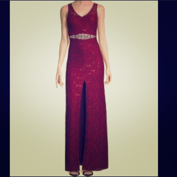 Maroon prom/homecoming dress - Picture 1 of 3