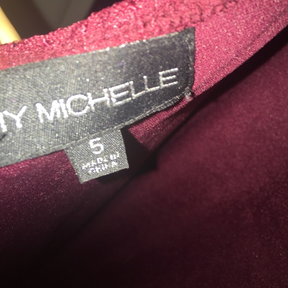 Maroon prom/homecoming dress - Picture 3 of 3