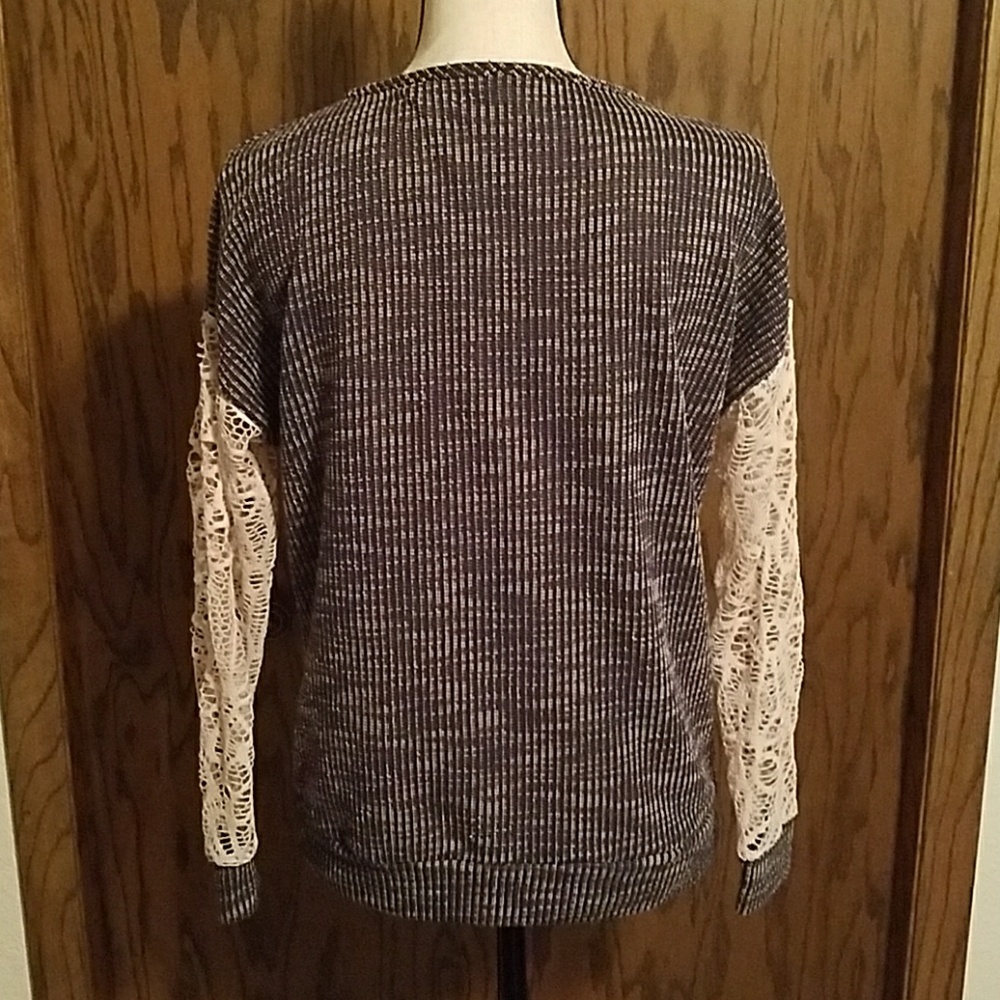 Sweater - Picture 2 of 3