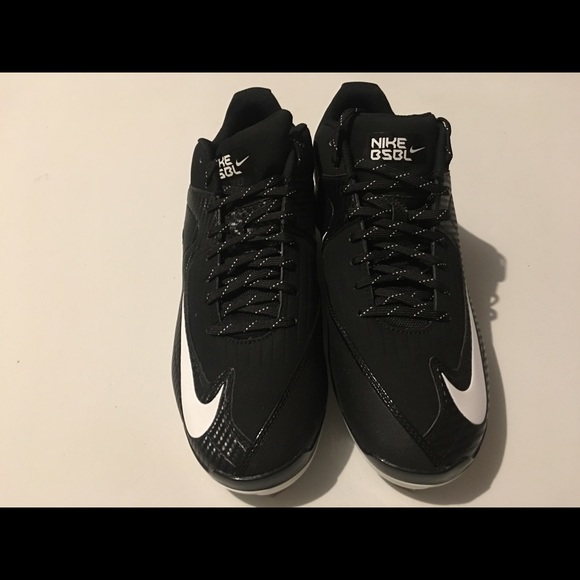 Men's Nike Black White MVP Low Cut Baseball Cleats - Picture 1 of 4