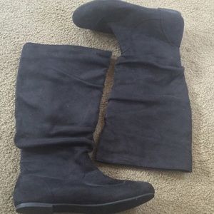 Black suede boots