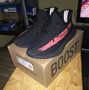 Yeezy 350 v2