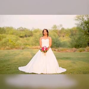 Meet your Posher, Selina