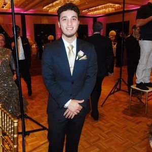 Meet your Posher, Wael