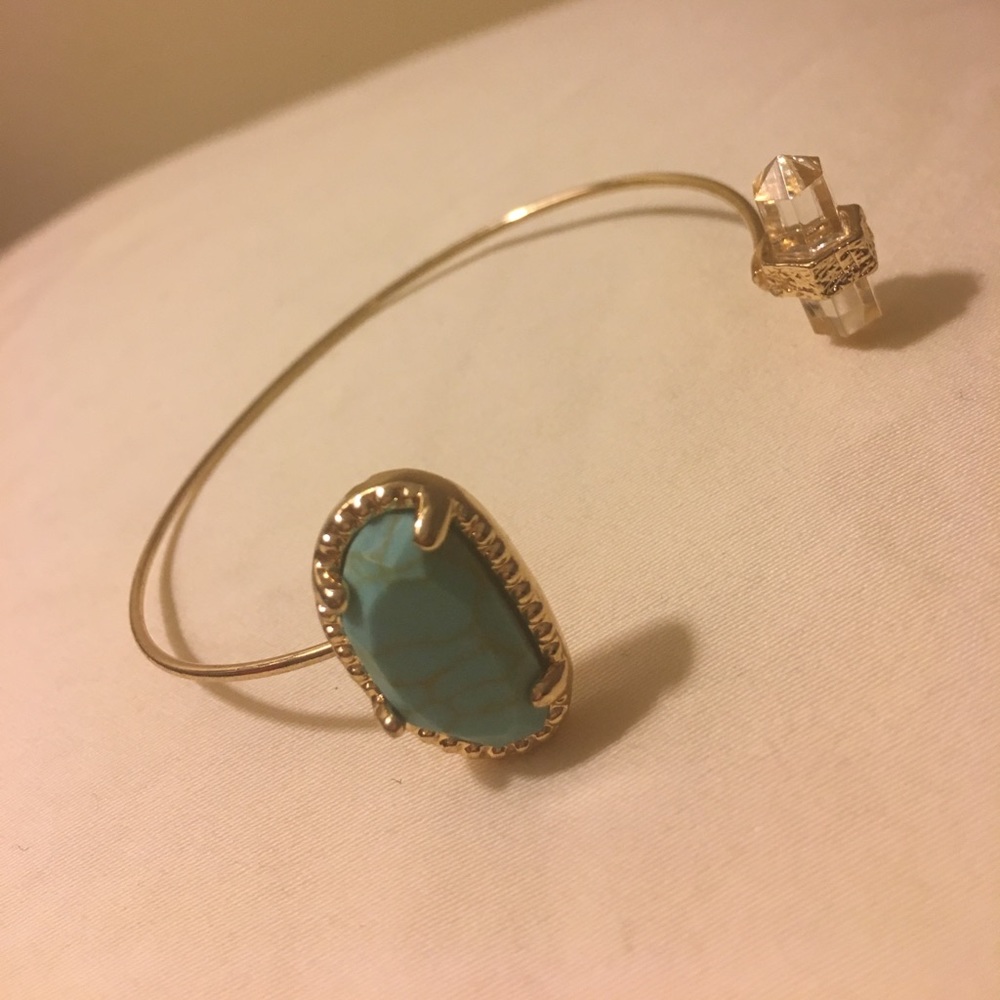 NEW Charming Charlie's turquoise stone bracelet