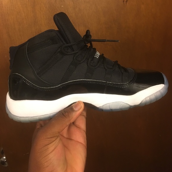 Space jam 11s - Picture 1 of 3
