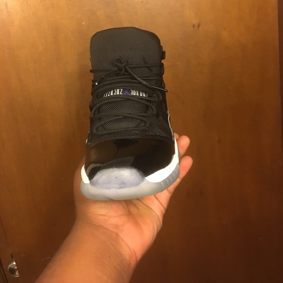 Space jam 11s - Picture 2 of 3