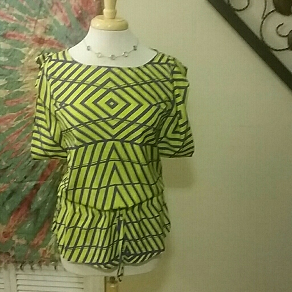 Karlie eccentric top!