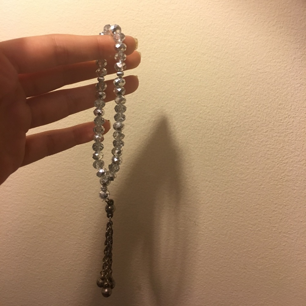 Stretchy silver beaded bracelet