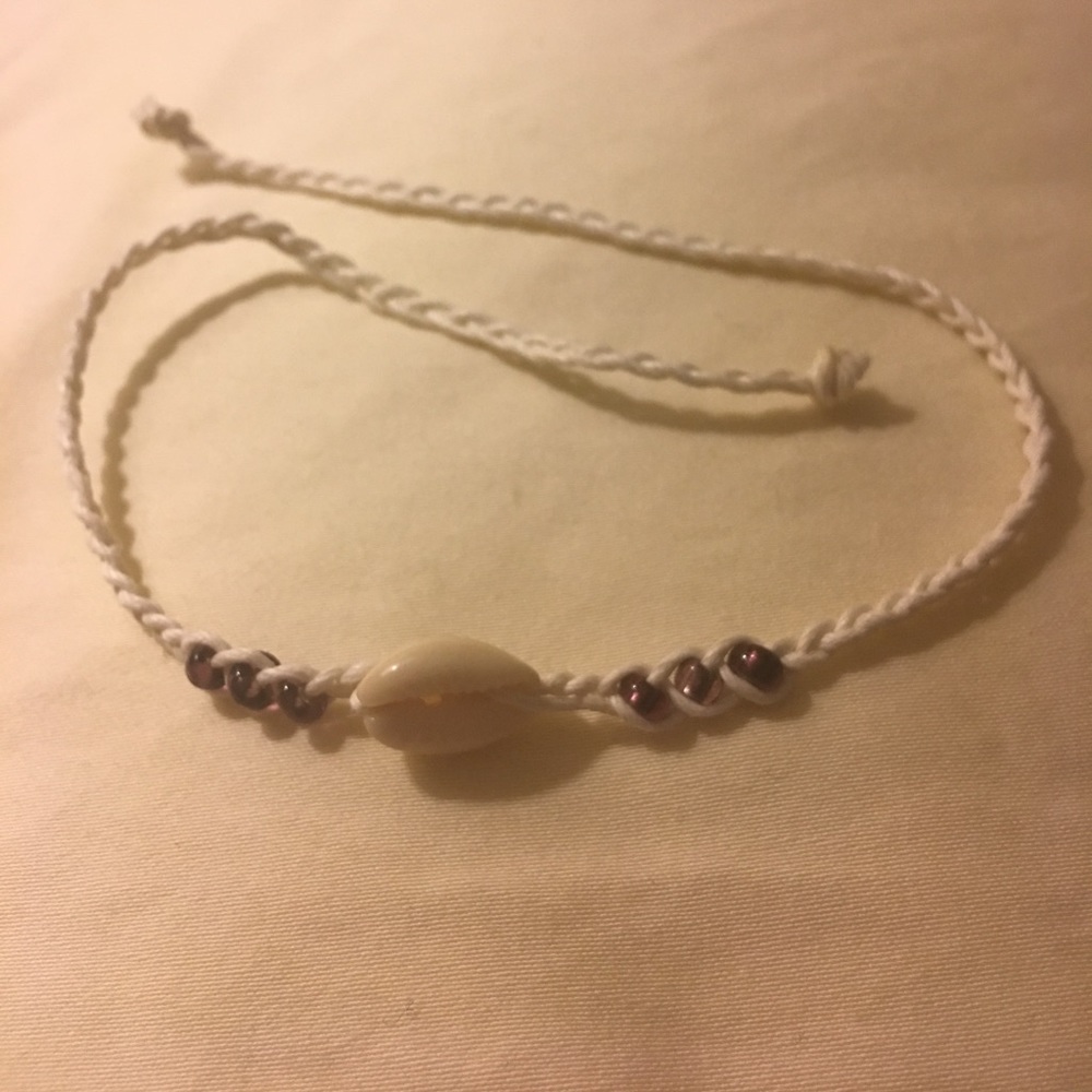 NEW seashell string bracelet